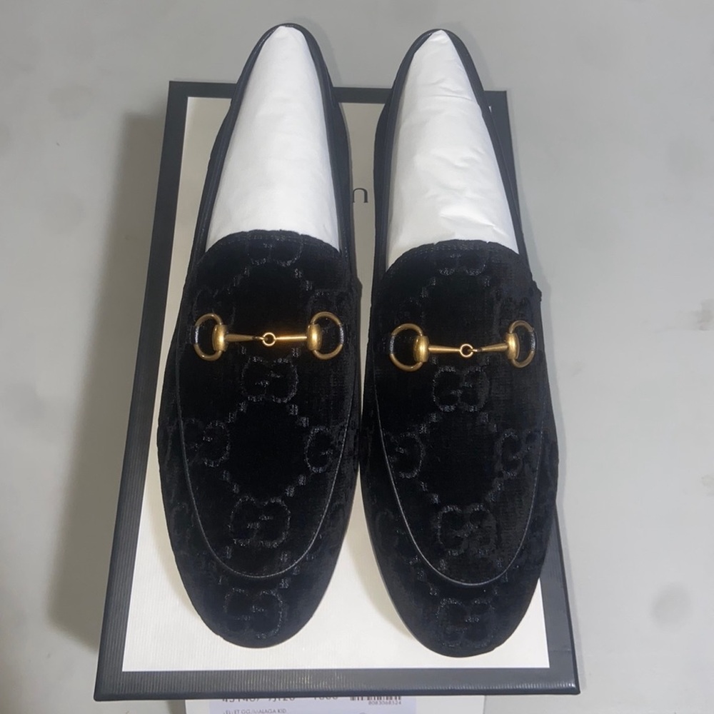 Gucci velvet loafers